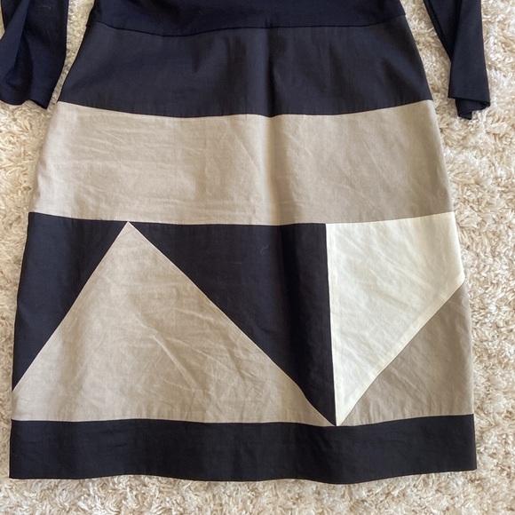 DKNY Medium dress. Very chick. Very good condition. - Picture 5 of 8